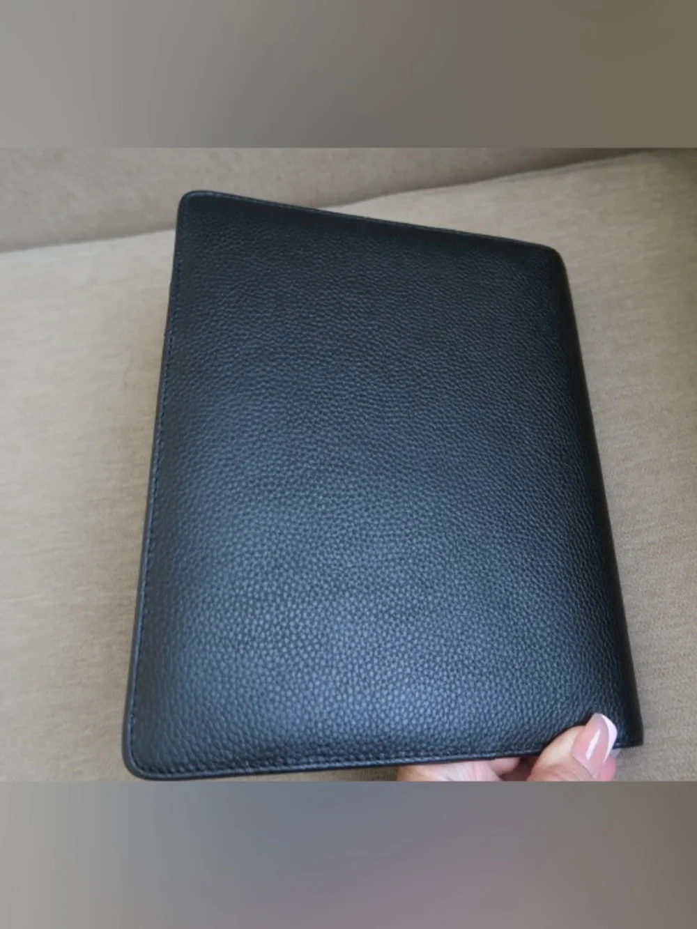CLOTH & PAPER: Black Leather Zipfolio Organizer